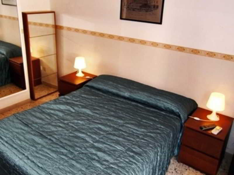 רומא Inn Centre מראה חיצוני תמונה